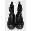 Leather boots with decor