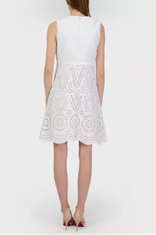 Dress with a deep neckline in a perforation with a tag
