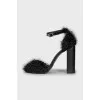 Leather shoes with decor