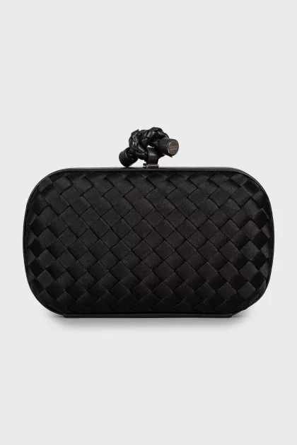 Silk clutch Knot