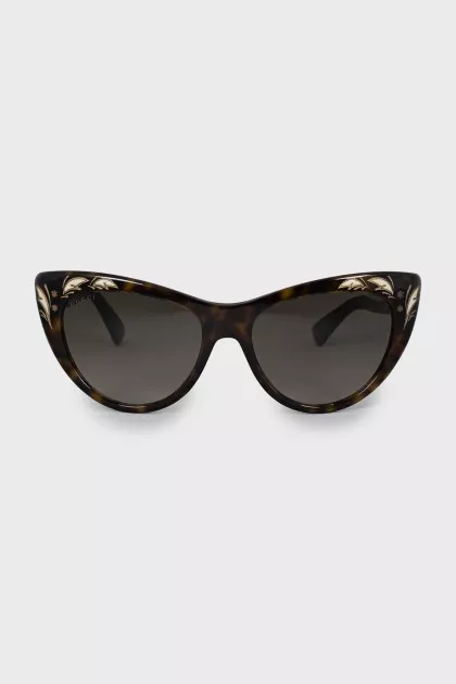 Brown cat eye sunglasses