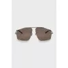 Sunglasses with brown lenses