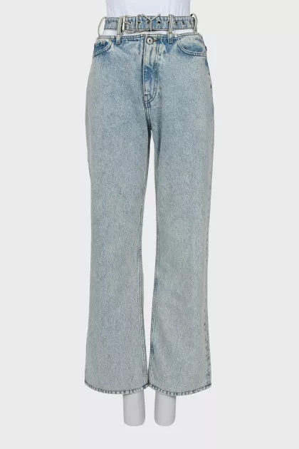Straight jeans with belt