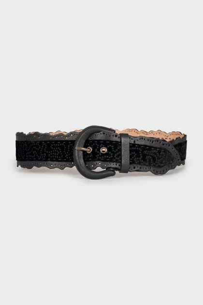 Leather belt decorated with velvet
