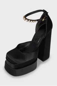Medusa Aevitas shoes with rhinestones
