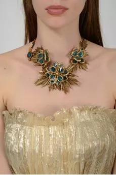 Намисто у вигляді великих кольорів з бірюзовим камінням з биркою