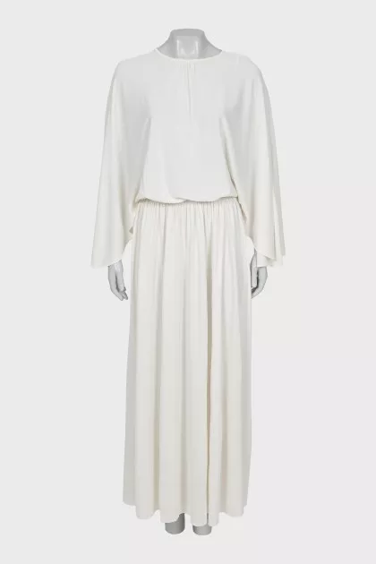 White maxi dress