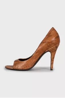 Snakeskin peep toe shoes