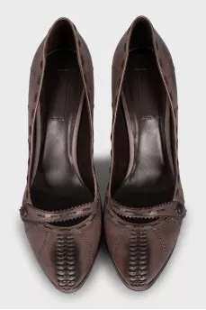 Leather shoes with braided toe