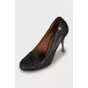 Black leather shoes with round toe