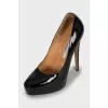 Patent leather black shoes