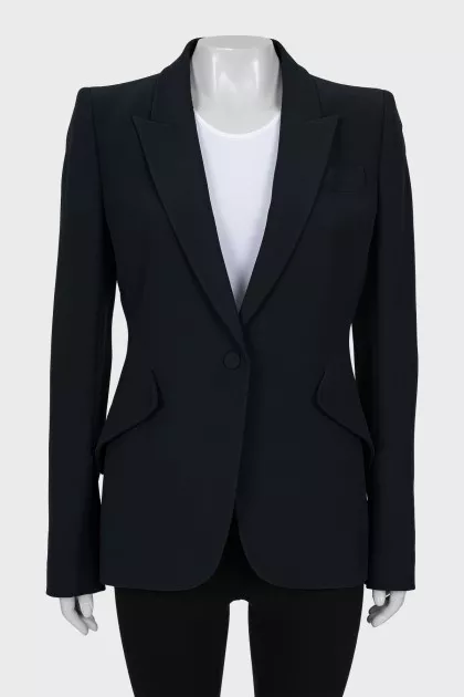 Single-breasted black jacket