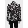Fitted jacket with geometric print