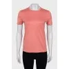 Fitted T-shirt in pink