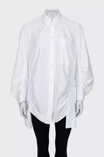Shirt with patch pocket
