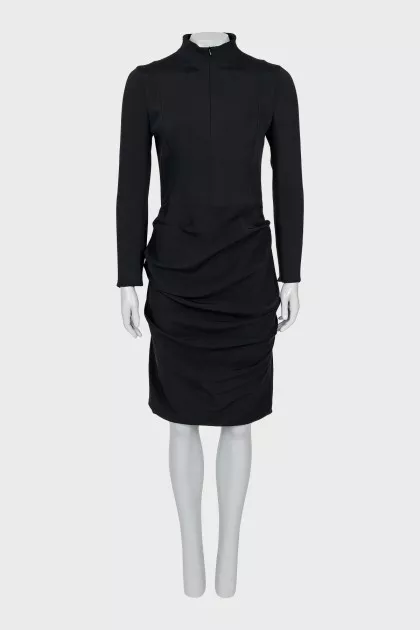 Dress with two zippers and draping