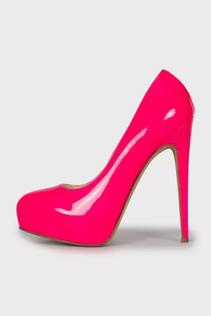 Pink patent leather shoes
