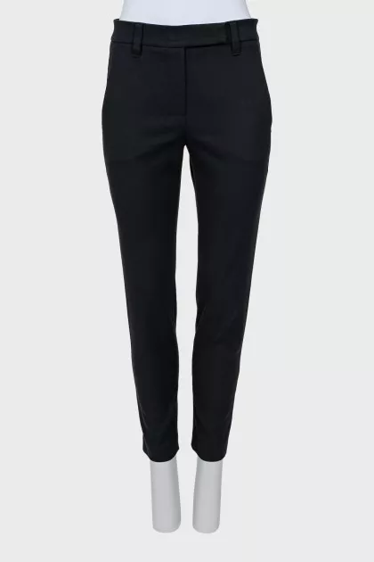Tapered trousers in black