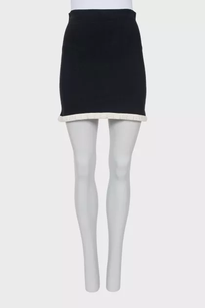 Mini skirt with contrasting hem