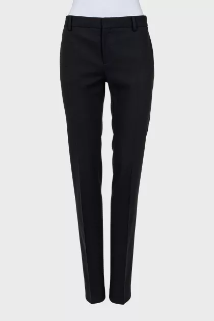 Wool trousers with a mid-rise