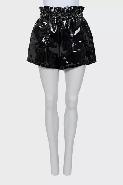 Patent leather shorts with belt