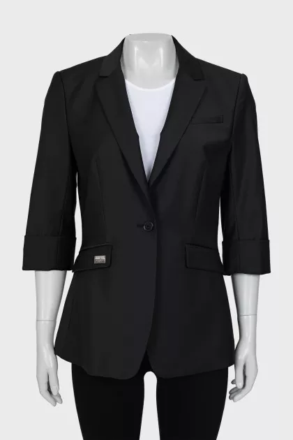 Black jacket with 3/4 sleeves