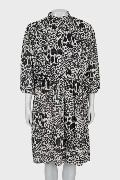 Silk dress with pleats