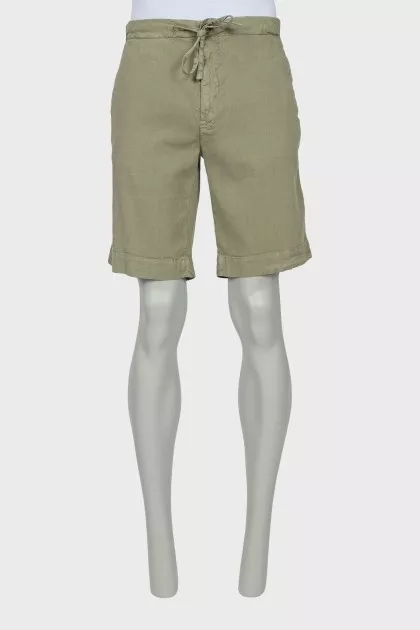 Men's shorts with drawstring pockets