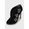 Suede shoes decorated with crystals
