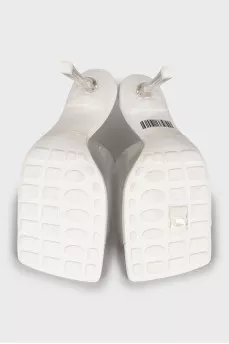 White stretch mules
