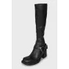 Leather boots with trapezoid heels