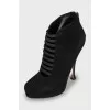 Suede ankle boots with back zip