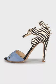 Animal print leather shoes