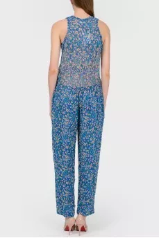 Overalls in a small floral print with a tag