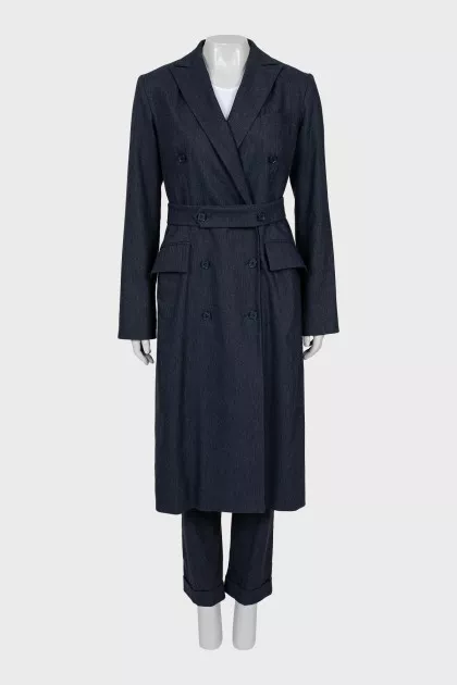 Suit of a long jacket and trousers