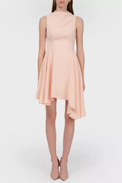 High -cut dress and asymmetric bottom