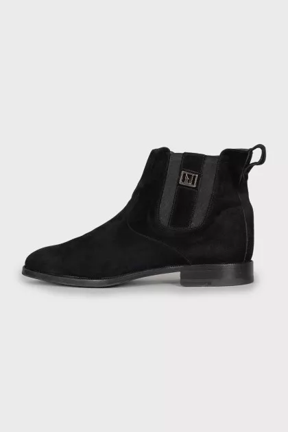 Men's black suede boots