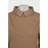 Beige jumper with collar