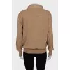 Beige jumper with collar
