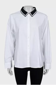 Shirt with contrast collar
