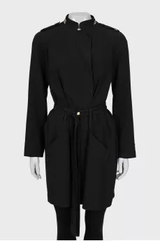 Fitted black raincoat