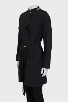 Fitted black raincoat