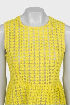 Fitted dress in yellow