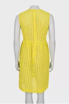 Fitted dress in yellow