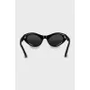 Oval sunglasses with engraving
