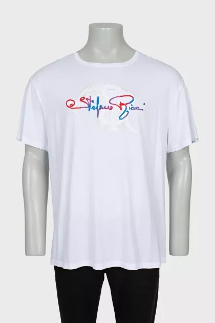 Men's T-shirt with relief embroidery