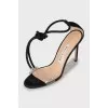 Estro sandals