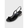 Low heel sandals with crystals