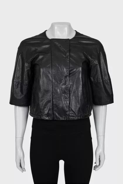 Cropped jacket with 3/4 sleeves