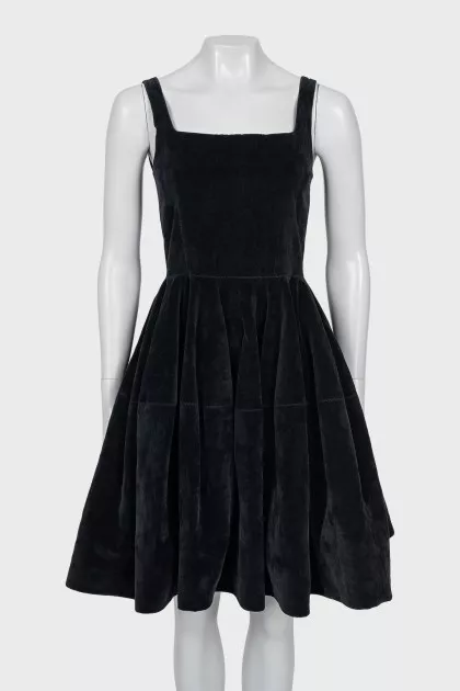 Fitted velvet dress